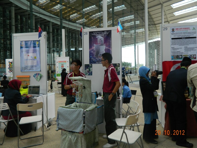 ACADREX2012 - 87 ACADREX2012 - 87